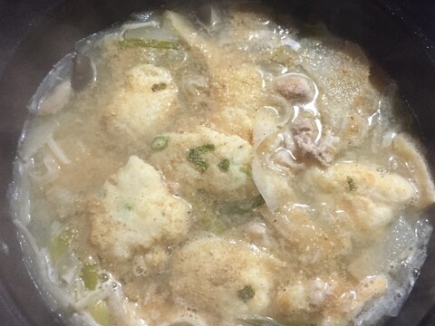 大和芋団子の味噌鍋